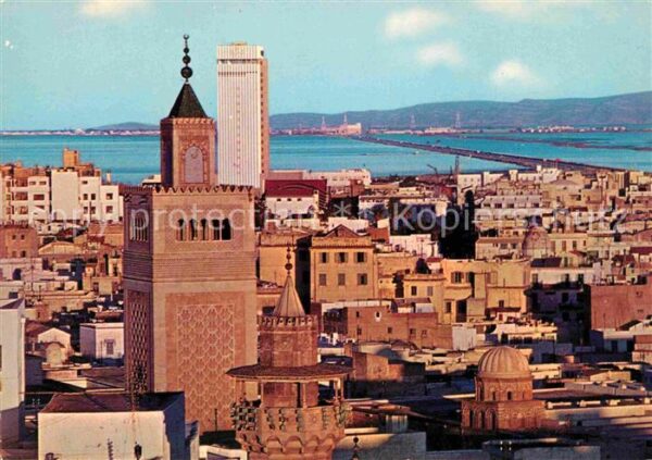 Tunis Mosquee Zitouna et Hotel Africa