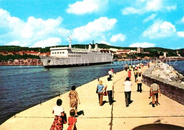 Sassnitz Ostseebad Ruegen Eisenbahnfährschiff Rügen