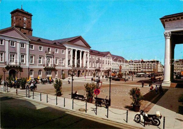 Karlsruhe Baden Marktplatz mit Rathaus