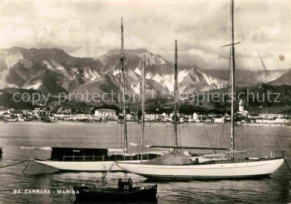 Carrara Marina