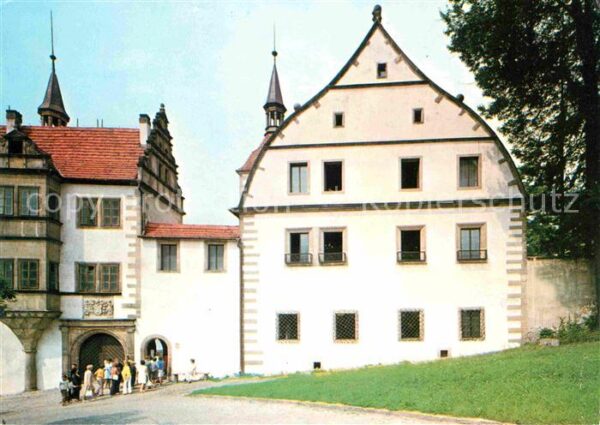 Benesov nad Ploucnici Zamecke budovy