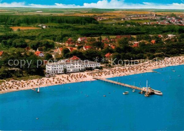 Timmendorfer Strand Strand Seebrücke Hotelanlage Fliegerauf