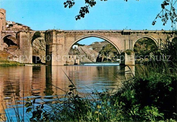 Toledo Castilla-La Mancha Puente San Martin y Rio Tajo