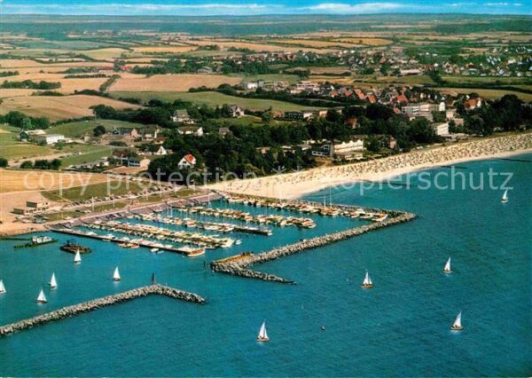 Groemitz Ostseebad Hafen Strand Fliegeraufnahme