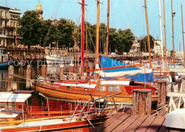 Warnemuende Ostseebad Am Alten Strom