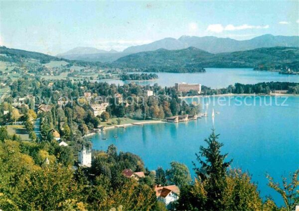 Poertschach Woerthersee Fliegeraufnahme mit See