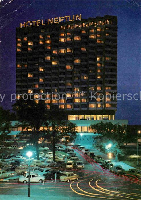 Warnemuende Ostseebad Hotel Neptun bei Nacht