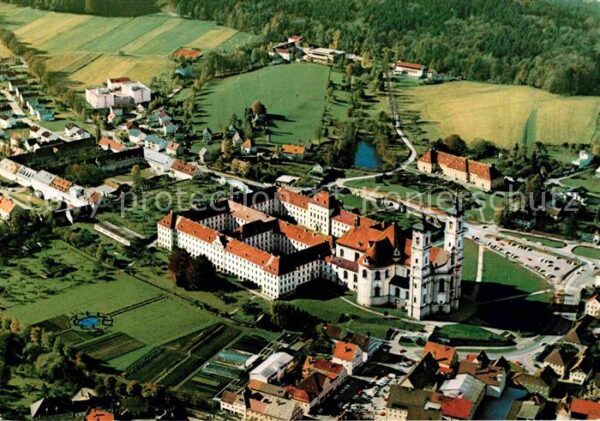 Ottobeuren Fliegeraufnahme Basilika und Benediktin