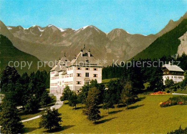Tenneck Werfen Blühnbachtal mit Jagdschloß Hagengebirg