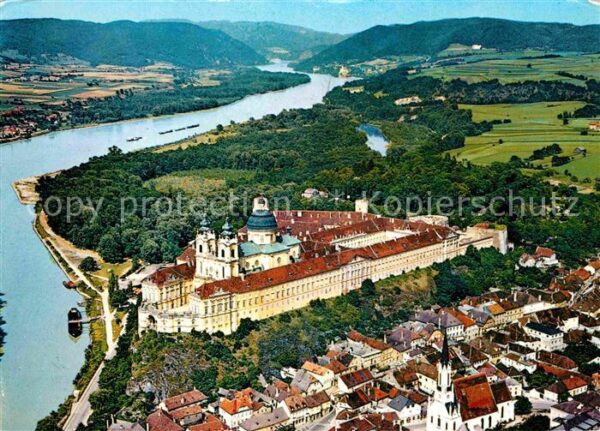 Melk Donau Fliegeraufnahme Benediktinerstift im Ba