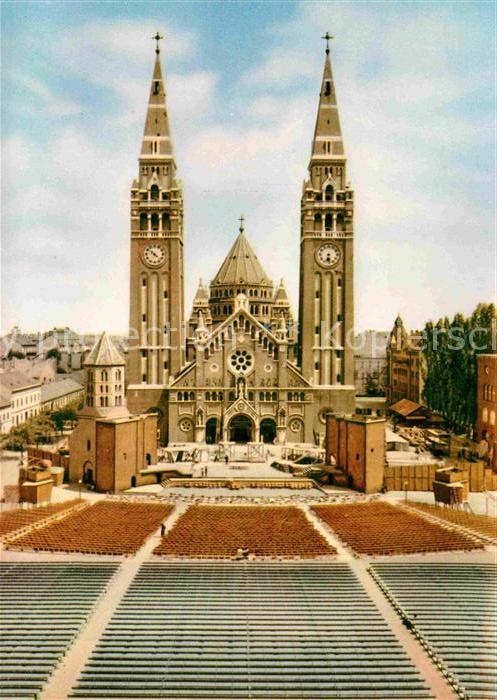 Szeged Votivkirche mit Freilufttheater