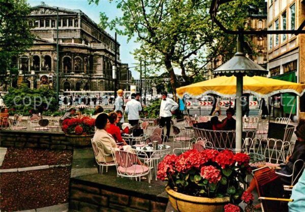 Frankfurt Main Cafe am Opernplatz Blick zur alten Oper