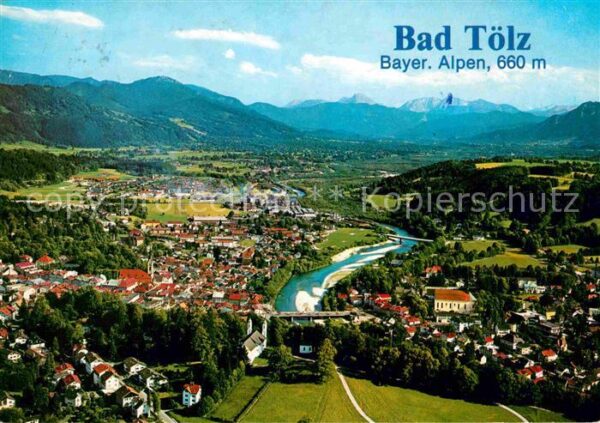 Bad Toelz Gesamtansicht mit Bayerischen Alpen Fli