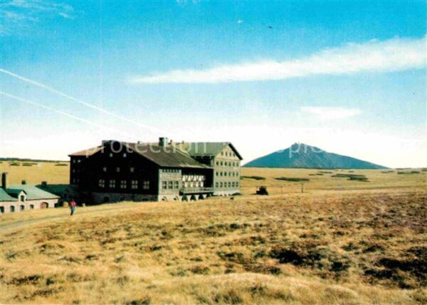 Krkonose Lucni bouda se Snezkou