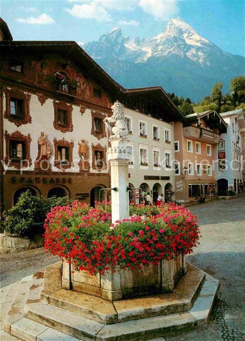 Berchtesgaden Marktbrunnen mit Watzmann