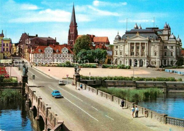 Schwerin Mecklenburg Dom Theater Brücke