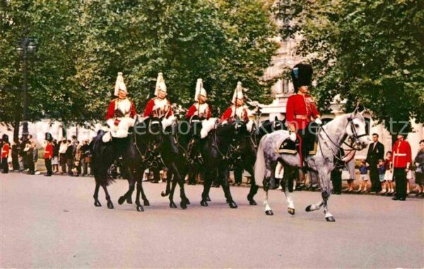 Leibgarde Wache Mounted Guards in the Mall London