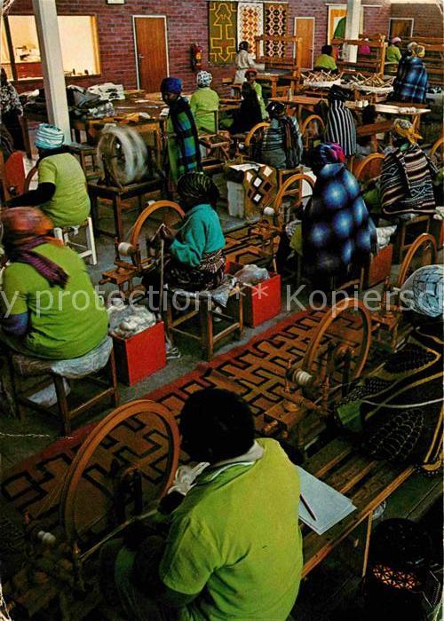 Spinnrad Basotho Women Spinning Maseru Lesotho
