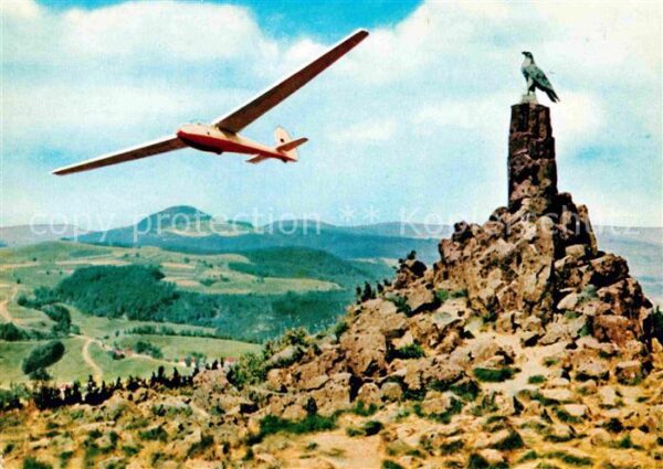 Segelflug Gliding Vol-Voile Vuolo-a-Vela Naturpark Rhön Wasserkuppe Fliegerdenkm