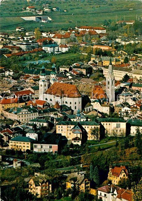 Brixen Suedtirol Fliegeraufnahme