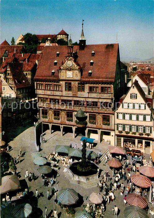 Tuebingen Marktplatz mit Rathaus und Schloß