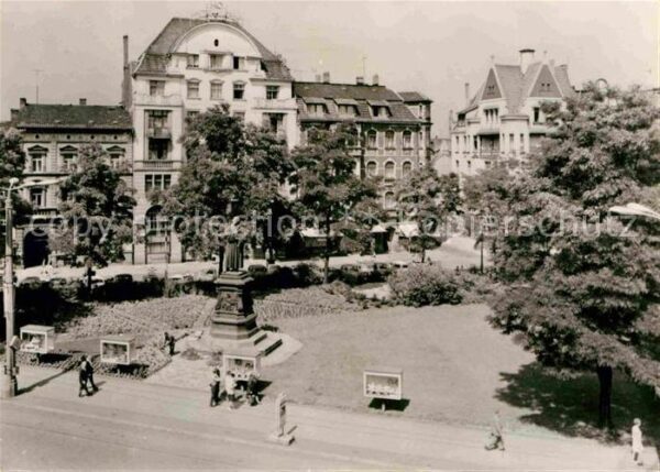 Eisenach Thueringen Platz der DSF Denkmal Statue Wartburgst