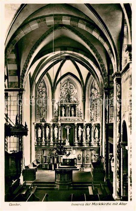 Goslar Inneres der Marktkirche mit Altar