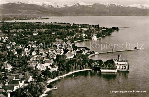 Langenargen Bodensee mit Alpenkette Fliegeraufnahme