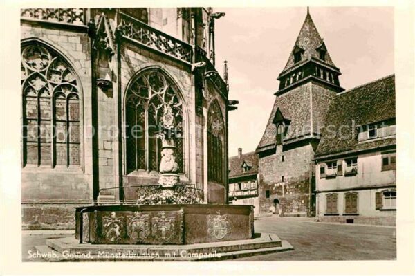 Schwaebisch Gmuend Münsterbrunnen mit Campanile
