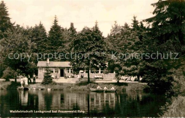 Frauenwald Thueringen Waldwirtschaft Lenkgrund See Bootfahren