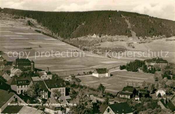 Oberwiesenthal Erzgebirge Teilansicht Kurort mit Fichtelberg