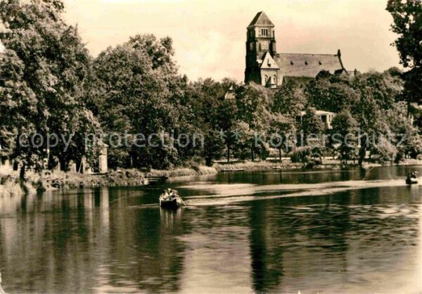 Karl-Marx-Stadt Schlossteich mit Schlosskirche Bootfahr