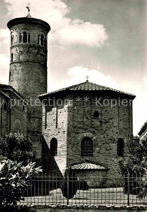 Ravenna Italia Domkirche Taufstein