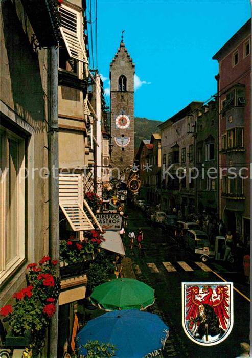 Sterzing Suedtirol Neustadtgasse mit Zwölferturm