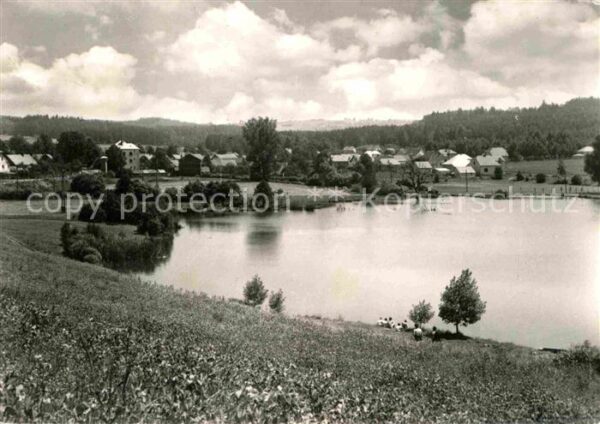 Kraskov Teilansicht mit Weiher