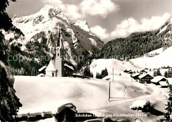 Schroecken Vorarlberg mit Kirche und Künzelspitze