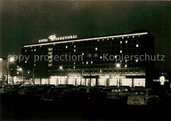 Magdeburg Hotel International bei Nacht