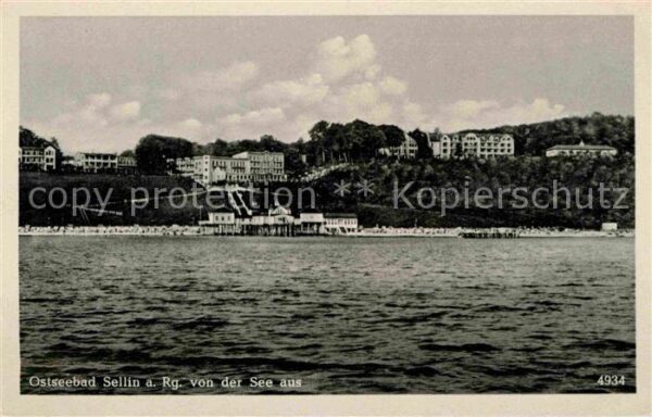 Sellin Ruegen Seebrücke Strand Steilufer