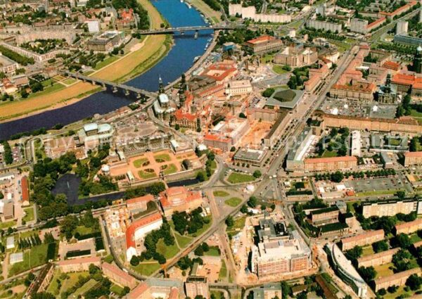 Dresden Luftaufnahme Zwinger Altstadt Semper
