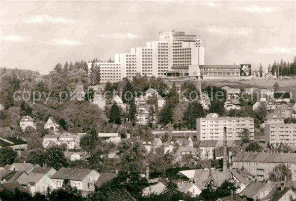Friedrichroda Stadtbild mit FDGB Erholungsheim August