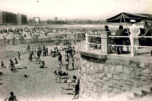 Gijon Playa de San Lorenzo