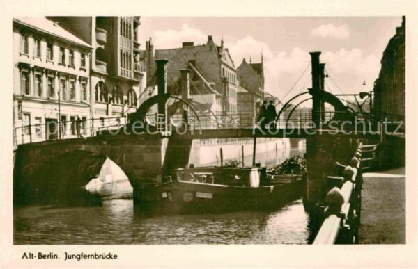 Berlin Jungfernbrücke
