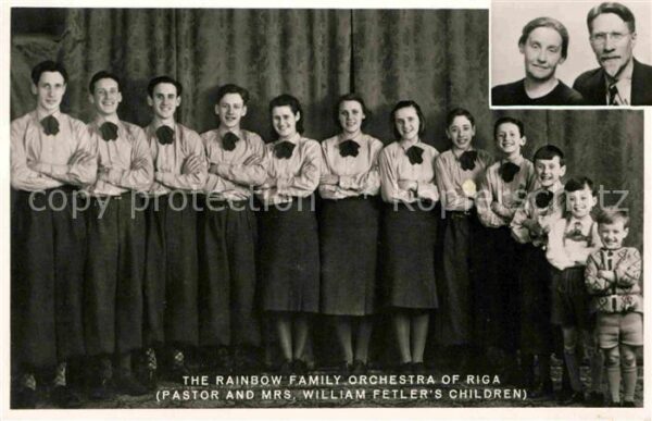 Riga Lettland Rainbow Family Orchestra Pastor