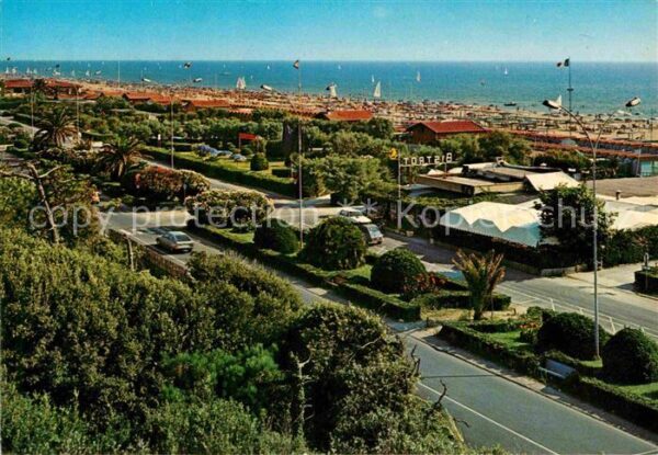 Forte dei Marmi Viale Lungomare Promenade