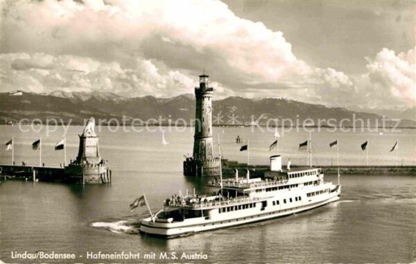 Motorschiffe M.S. Austria Lindau Bodensee Hafeneinfa