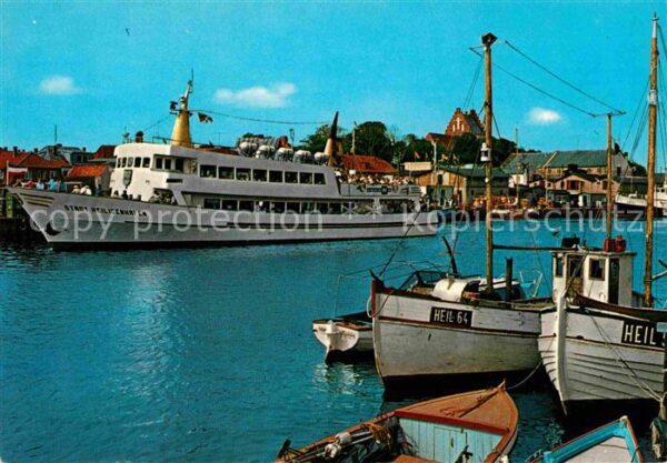 Schiffe Ships Navires Stadt Heiligenhafen Fischereihafen