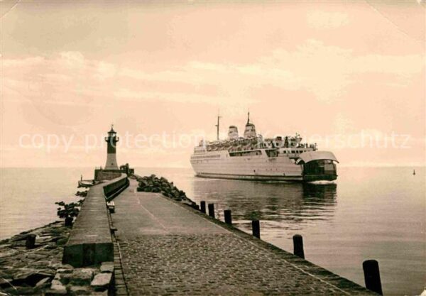 Faehre Ferry Bac Traghetto-- Sassnitz Ausfahrt