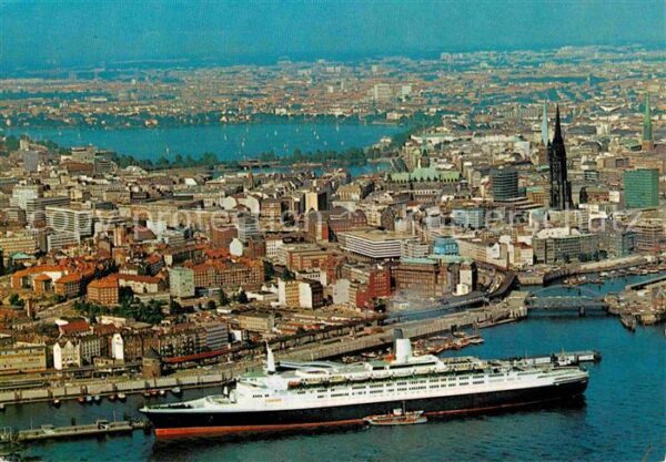 Dampfer Oceanliner TS Queen Elisabeth II. Überseebrücke