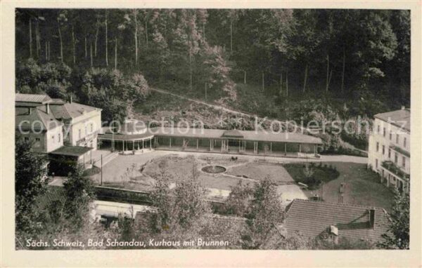 Bad Schandau Kurhaus mit Brunnen