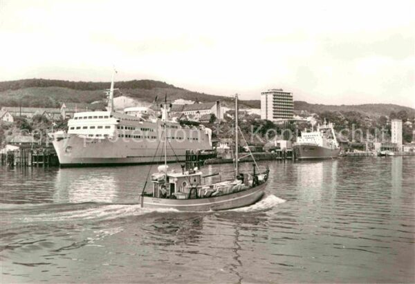 Sassnitz Ostseebad Ruegen Hafen